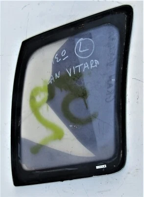 Suzuki Grand Vitara 5 Puertas Modelo 1999 05 Trasero Lado Aleta Cristal Usado Foto 1 de 4