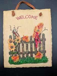 Spring Bonnet On A Fence, WELCOME -RESIN Wall Plaque DECOR - Picture 1 of 5