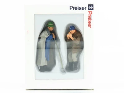 G 1/22.5 Scale Preiser 45116 Shepherd & Farmer Figures 2-Pack - Image 1 of 4