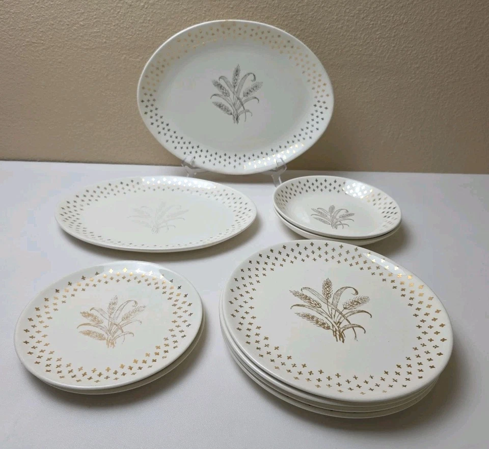 Juego de 10 platos de colección Homer Laughlin Gold Wheat Fleur de Lis  Foto 1 de 4