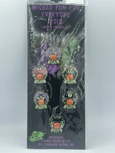 DISNEY WICKED FUN FOR EVERYONE 2012 VILLAINS PIN SET W/CHERNABOG LE 500 - Imagen 1 de 4