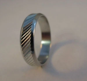 SIZE 4-13 WOMENS 14KT WHITE GOLD PLATED 5MM DIAGONAL  CUT WEDDING RING (L3) - Picture 1 of 1