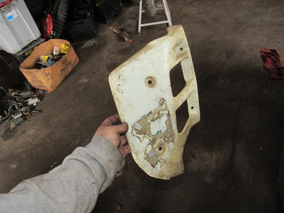 Cuchara lateral del radiador KTM 250 1992 Foto 1 de 1