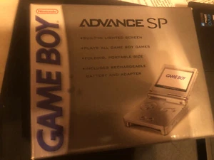 Nintendo GameBoy Advance SP Platinum Silver NEVER USED IN BOX NES GAMEBOY - Picture 1 of 8