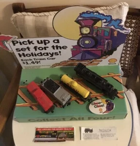 1996 Shell Oil Train Cardboard Promo. Set of 4 Train Cars/Empoyee Pin - Picture 1 of 4
