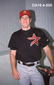 Peter Munro - 2002 Houston Astros - full color 35mm slide - DA16-4-500 - Picture 1 of 1