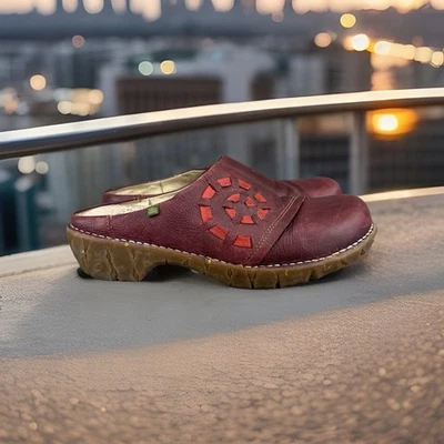 ✅Zuecos sin cordones El Naturalista Yggdrasil para mujer talla 9 de cuero rojo mulas cómodas Foto 1 de 4