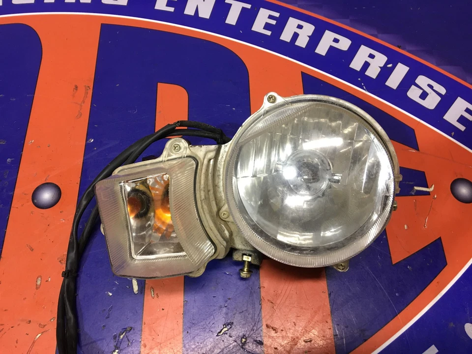 Faro izquierdo UTV 500 700 Qlink Massimo Hisun Bennche 35160-115-0100 Foto 1 de 2