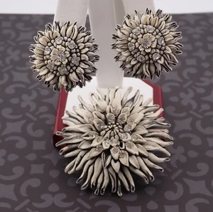 Vintage 1950's White Composite Rhinestone Chrysanthemum Flower Pin Earring Set - Picture 1 of 5