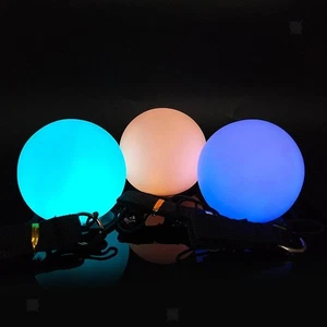 LED Poi Ball Outdoor Spiel Hand Requisiten Bauchtanzbälle für Bauchtanz Übung - Bild 1 von 6