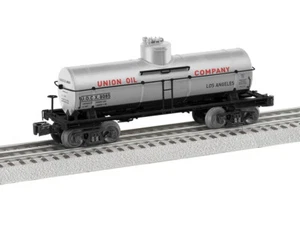Lionel 2426590 O Scale Union Oil 8k Gallon Tank Car #8085 - Picture 1 of 1