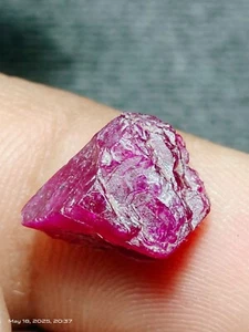 AAA Quality 100 % Natural Ruby Beautiful Red Rough Specimen Size 13X11X5 mm - Picture 1 of 3