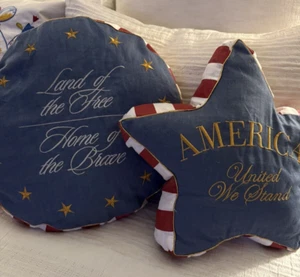 Throw Pillow Americana Star Shaped Red White Blue Set of 2 Free Brave USA - Picture 1 of 11