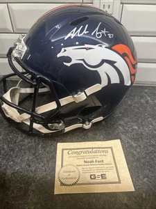 Riddell Speed Replica Broncos Helm signiert von Noah Fant GSE zertifiziert Echtheitszertifikat - Bild 1 von 18