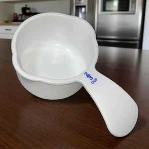 Tupperware Measuring Cup Replacement 2/3 Cup Double Spout Curved Handle 3480A - Picture 1 of 9