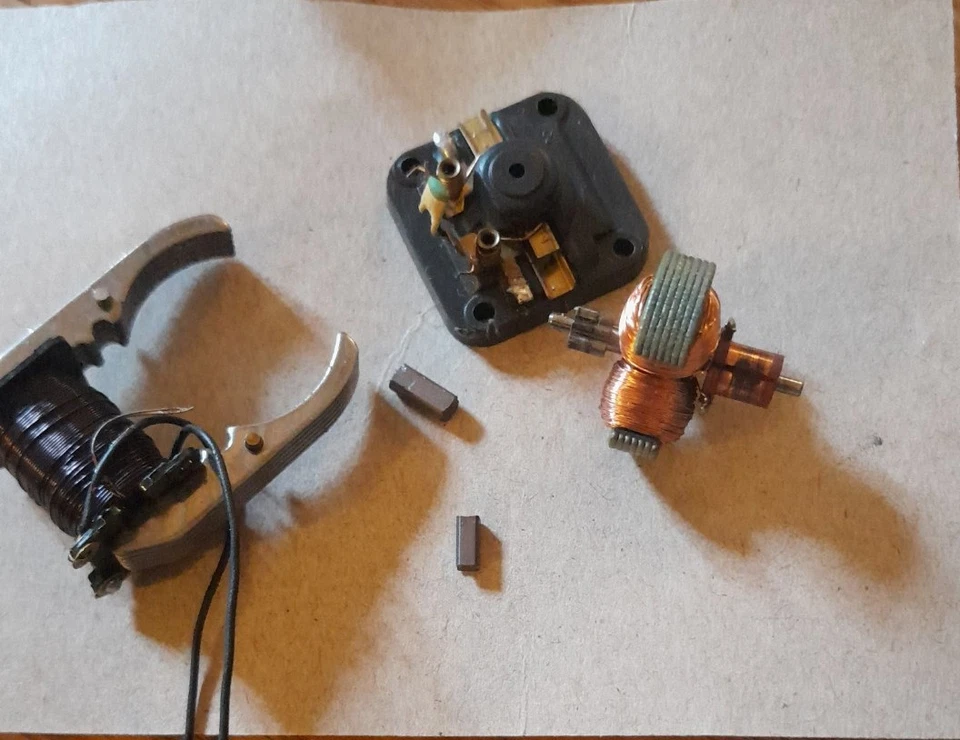  Märklin Trommelkollektormotor mit  neuen Kohlen komplett getestet  - Bild 1 von 1