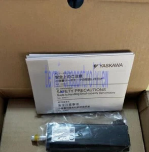 1PC YASKAWA AC SERVO MOTOR SGMAH-01AAA2S New - Picture 1 of 1