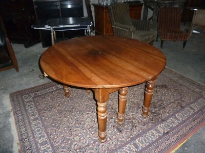 R 1036 Table à volets 6 pieds en noyer Modèle ancien sans roulettes   - Photo 1/4