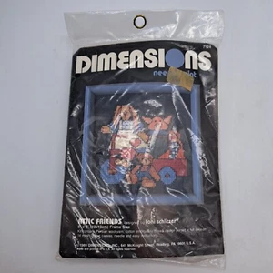 Kit de punta de aguja Dimensions de colección Attic Friends Toni Schlitzer sin abrir 1989 - Imagen 1 de 6