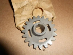 Nuevo de lote antiguo Yamaha YZ125 93-01 YZ250 99-00 WR250 91 Genuino Gear Governor 24X-11953-00 - Imagen 1 de 1