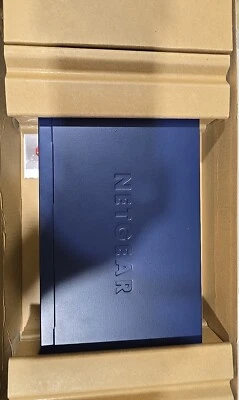 NETGEAR 24-Port Gigabit Ethernet Unmanaged Switch (JGS524 v2)  Desktop/Rackmount - Image 1 of 4