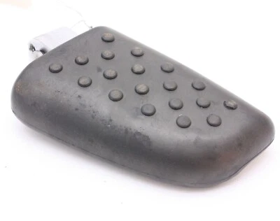 02-04 Reposapiés clavija trasera izquierda bmw r1200cl 46717682409 Foto 1 de 4