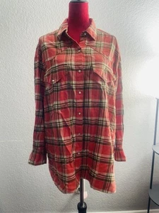 Levi's Women's Flannel Shirt/ Size  XL/  Relaxed Fit/ 100% Cotton/ Long Sleeve - Picture 1 of 9