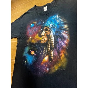 Camiseta Negra Fruit of the Loom Nativo Americano Indio Jefe Galaxia Estampado Hombres Lg - Imagen 1 de 6