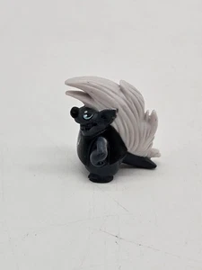 Hasbro My Little Pony Grubber 1,25" Kunststofffigur Gray Creature White Mohawk - Bild 1 von 7