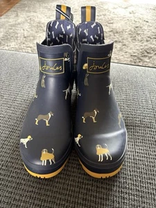 NWT Joules Womens Navy Blue Harbour Dogs Wellibob Chelsea Rain Short Boots Sz 10 - Picture 1 of 8