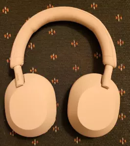 Sony WH-1000XM5/S Wireless Industry Leading Noise Canceling Bluetooth Headphones - Picture 1 of 12