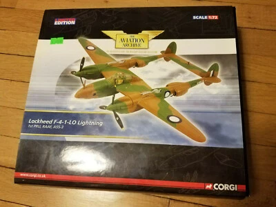 Corgi Lockheed F-4-1-LO Lightning 1st PRU, RAAF, A55-3 Aviation Archive 1/72 - Image 1 of 2