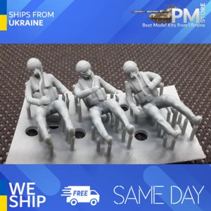 Rise144 Models RM72016 1/72 Pilots with HGU-55 helmet MBU-23 mask - Picture 1 of 3