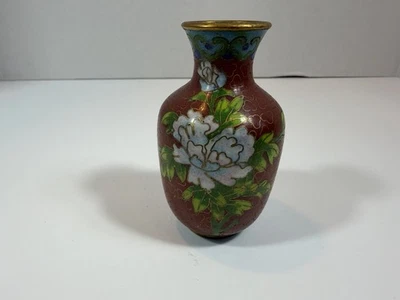 "Jarrón chino vintage en miniatura Cloisonné rojo blanco esmalte floral latón 3,5""" Foto 1 de 4