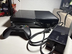 Microsoft Xbox One 500GB Console Only Gaming System 1540 w/Controller - Picture 1 of 7