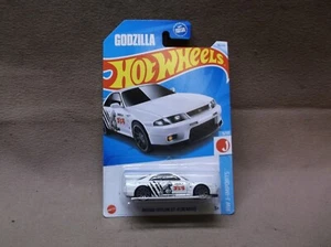 HOT WHEELS 2024 #96 WHITE NISSAN SKYLINE GT-R BCNR33 GODZILLA FAST FURIOUS JDM - Picture 1 of 3