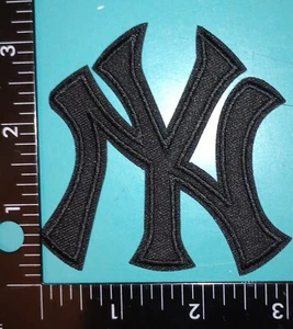 NEW YORK YANKEES IRON ON PATCH  - Picture 1 of 3