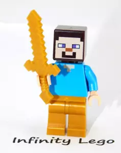 LEGO Steve Minifigura Minecraft con Patas Doradas Perla y Espada Pixelada (21162) - Imagen 1 de 3