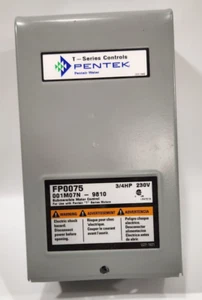 Caja de control de motor sumergible Pentek serie T FP0075 3/4 HP modelo 001M07N-9810 - Imagen 1 de 13