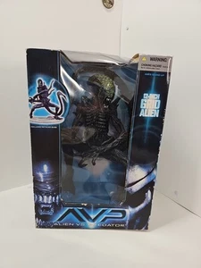 Figurina McFarlane AVP GRID ALIEN 12 pollici 2006 nuova con scatola sigillata in fabbrica - Foto 1 di 9