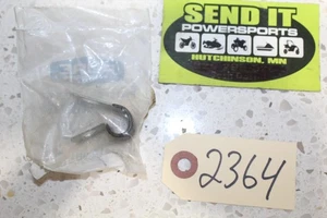 P8 NOS Polaris Cable Clamp 7080367 - Foto 1 di 1