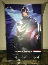 Hot Toys Captain America-The Winter Soldier - Movie Masterpiece - 1/6 Scale Fully Poseable Figure(Golden Age Version ) MMS240
