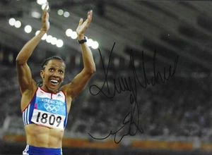 Athletics - Kelly Holmes - Hand Signed A4 Photograph - COA - Picture 1 of 1