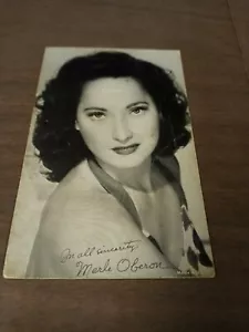 Merle Oberon Vintage Black and White postcard 5.5 x 3.5 - Picture 1 of 2