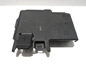 VAUXHALL CORSA E 2014-19 FUSEBOX COVER (1.4l 16v Petrol B14XEJ) 95510035 R7289 - Picture 1 of 9