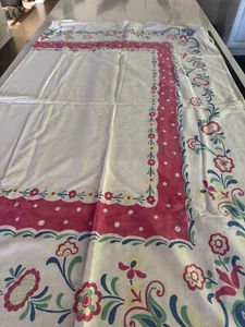 MCM Vintage 1950”s Dutch 66 X 60” red whit tablecloth - Imagen 1 de 4