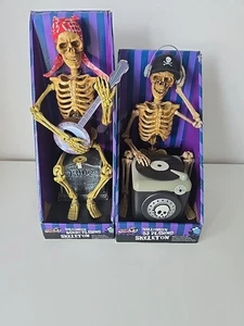 Halloween DJ spielt Skelett / Banjo Skelett Dekoration - Halloween Zauberbox - Bild 1 von 1