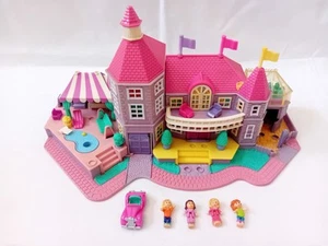Working Vintage 1994 POLLY POCKET Magical Mansion Complete Figures Car Lights up - Picture 1 of 21
