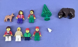 Lego Minifigures Lot Mom Dad Child Family City Town Country Winter Dog Bear Tree - Picture 1 of 4