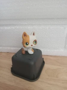 Littlest Pet Shop Cream White German Shepherd Green Eyes LPS Red Magnet - Picture 1 of 8
